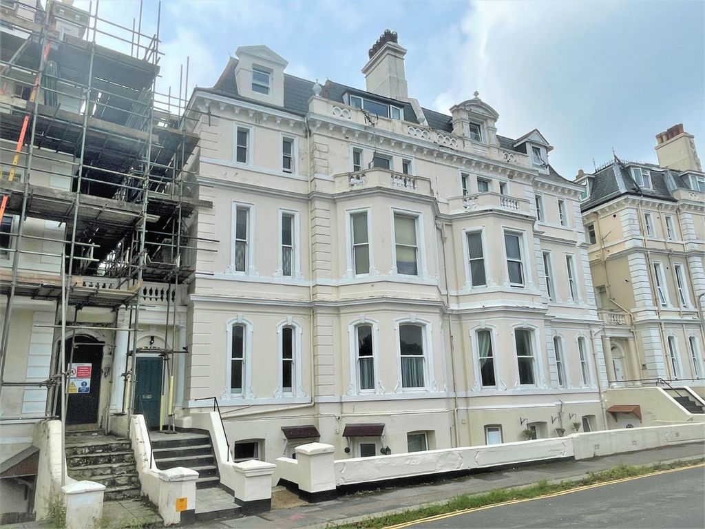 1 bed flat for sale in Augusta Gardens, Folkestone, Kent CT20 Zoopla