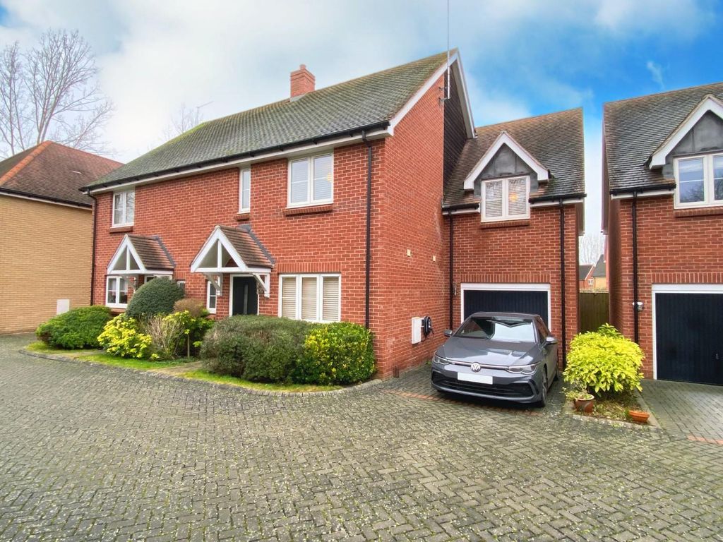 3 bed property to rent in Harding Way, Marcham, Abingdon OX13, £1,725