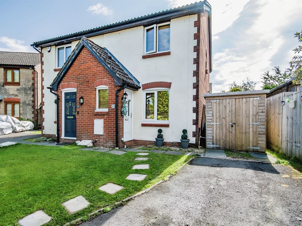 2 bed semidetached house for sale in Clos Waun Wen, Llangyfelach