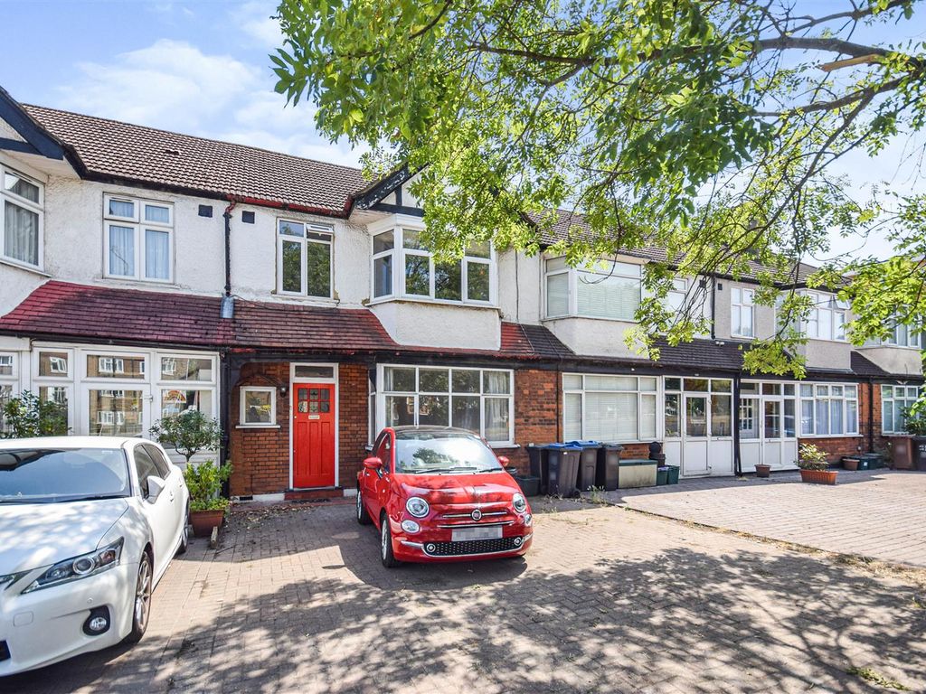 3 bed property to rent in Bushey Road, London SW20 Zoopla