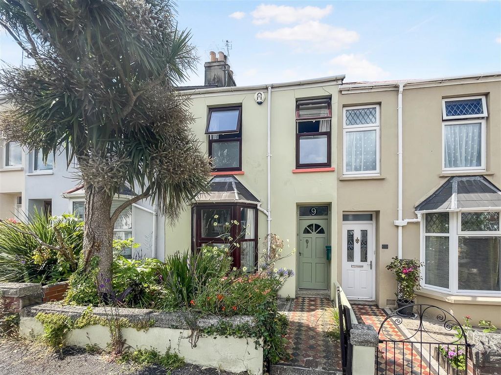 3 bed terraced house for sale in Clifton Crescent, Falmouth TR11 Zoopla