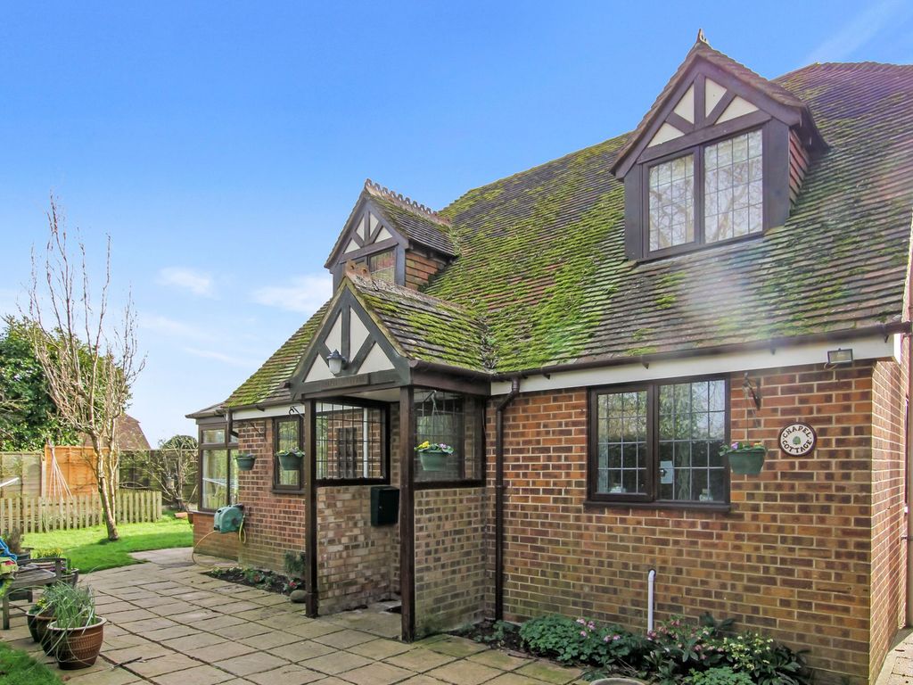 3 bed detached house for sale in Church Lane, Brenzett TN29, £480,000 Zoopla