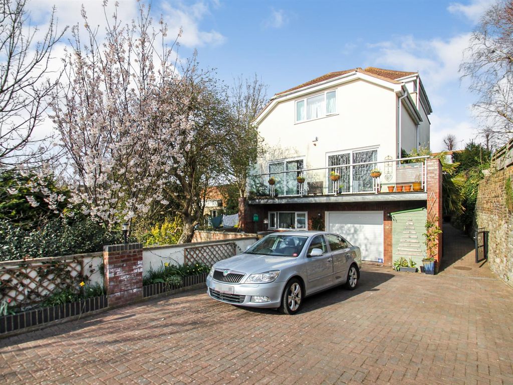 5 bed detached house for sale in Boxley Road, Penenden Heath, Maidstone