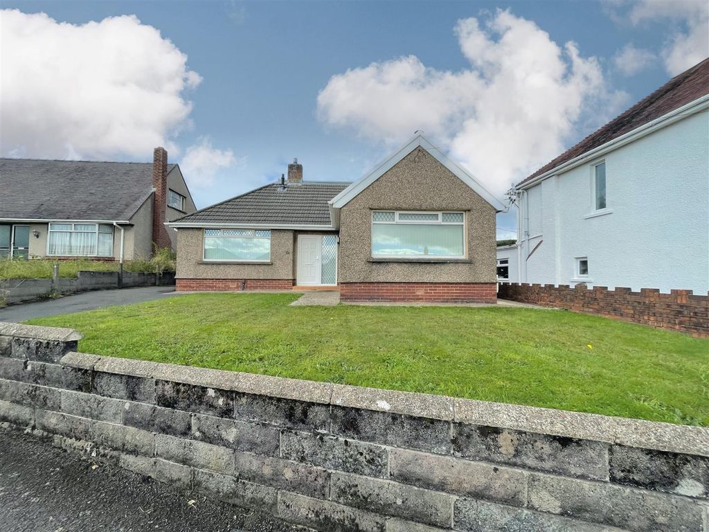2 bed detached bungalow for sale in Serecold Avenue, Skewen, Neath SA10, £239,950 Zoopla