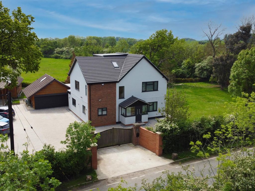 Horseman Side, Brentwood CM14