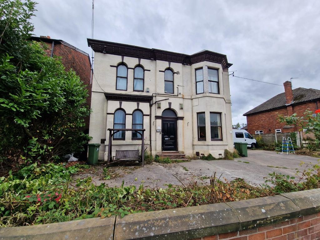 4 bed block of flats for sale in 493 Manchester Road, Denton