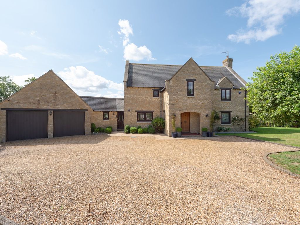 5 bed detached house for sale in Tannery Lane, Odell MK43 Zoopla