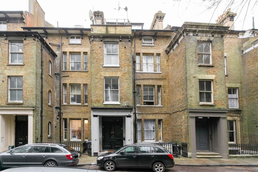 13 bed terraced house for sale in 16 Victoria Park, Dover, Kent CT16, £