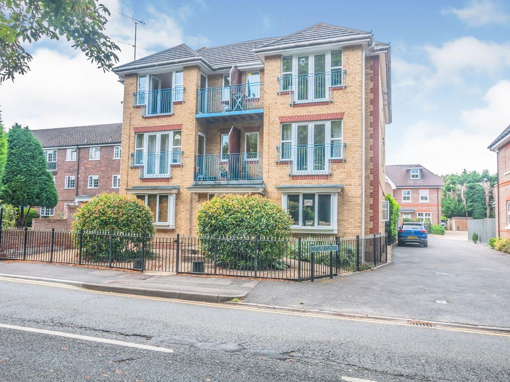 2 bed flat to rent in Lower Cookham Road, Maidenhead SL6, £1,450 pcm Zoopla