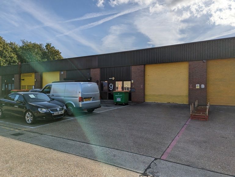 Light industrial to let in Unit 9 Lake Road, Quarry Wood Industrial