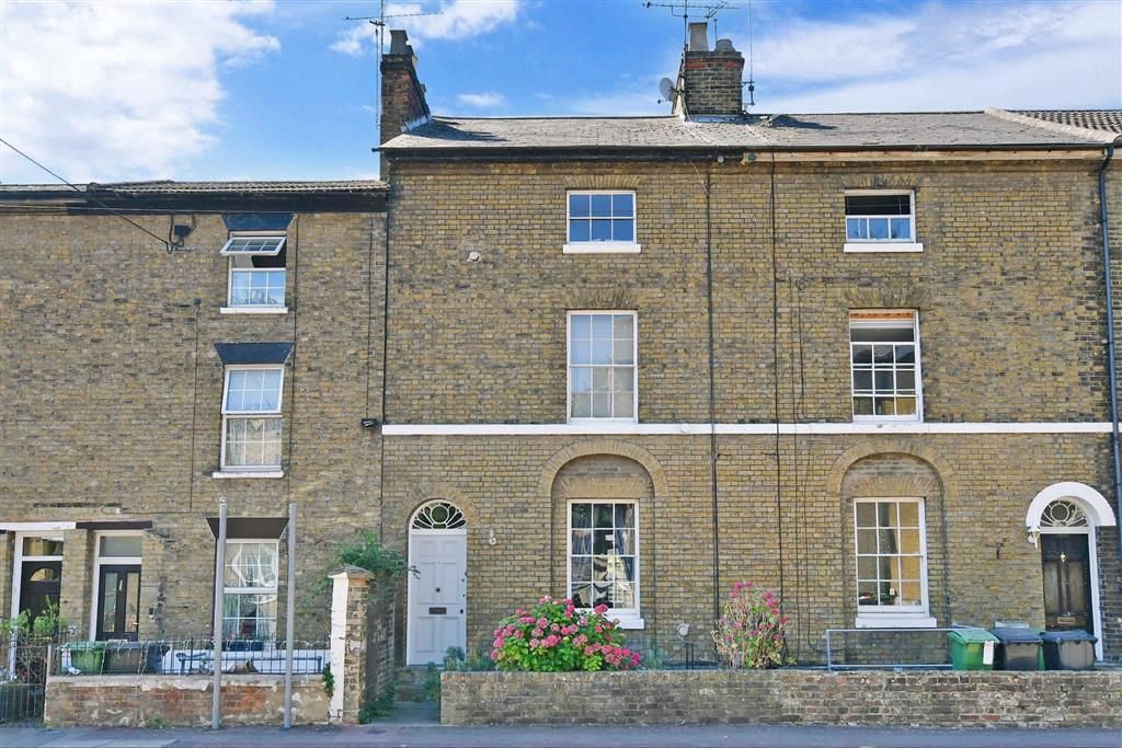 3 bed terraced house for sale in Marsham Street, Maidstone, Kent ME14