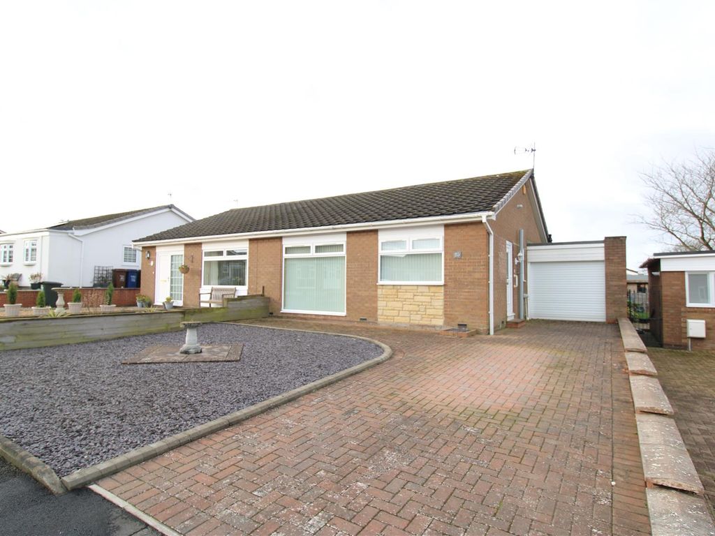 2 bed semidetached bungalow for sale in Kidderminster Drive, Chapel
