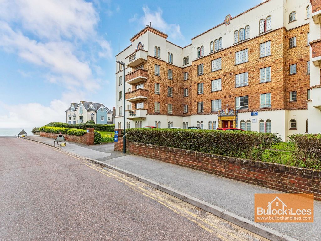 1 bed flat for sale in Sea Road, Bournemouth BH5, £169,950 Zoopla