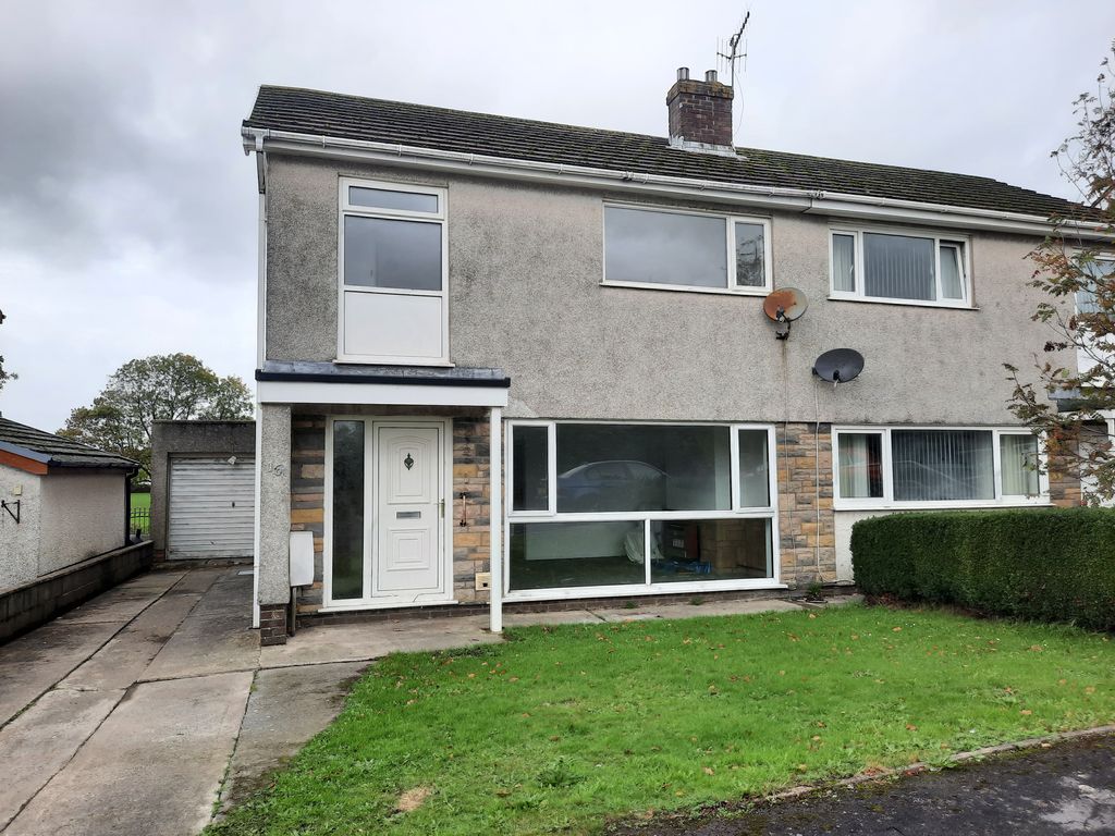 3 bed semidetached house for sale in Dyffryn, Burry Port SA16 Zoopla