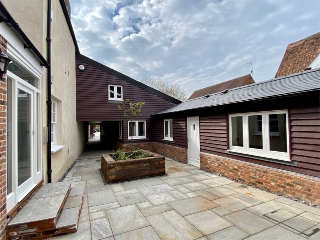 1 bed mews house for sale in Brewery Mews, Market Place, HenleyOnThames RG9, £450,000 Zoopla