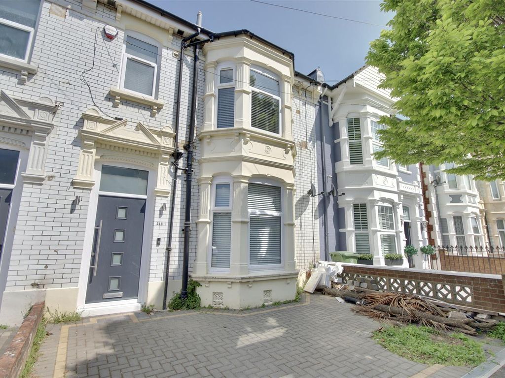 4 bed terraced house for sale in Laburnum Grove, Portsmouth PO2 Zoopla