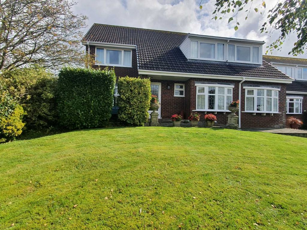 5 bed property for sale in Maesceinion, Waunfawr SY23, £450,000 Zoopla