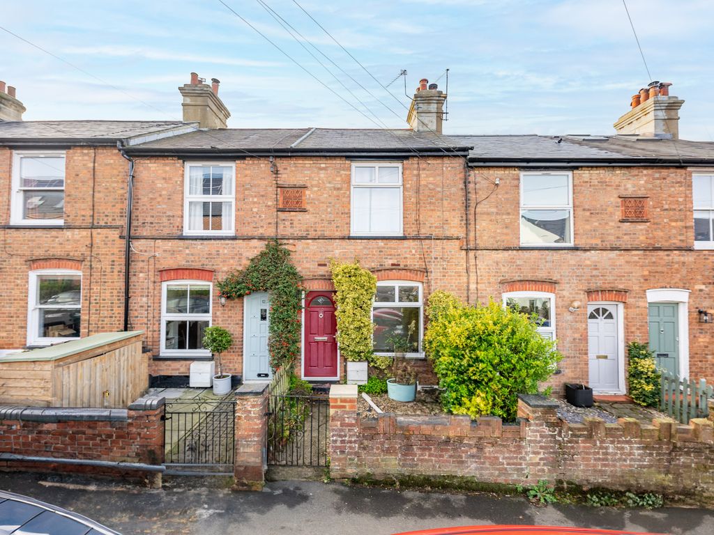 2 bed detached house for sale in Hedley Road, St. Albans, Hertfordshire