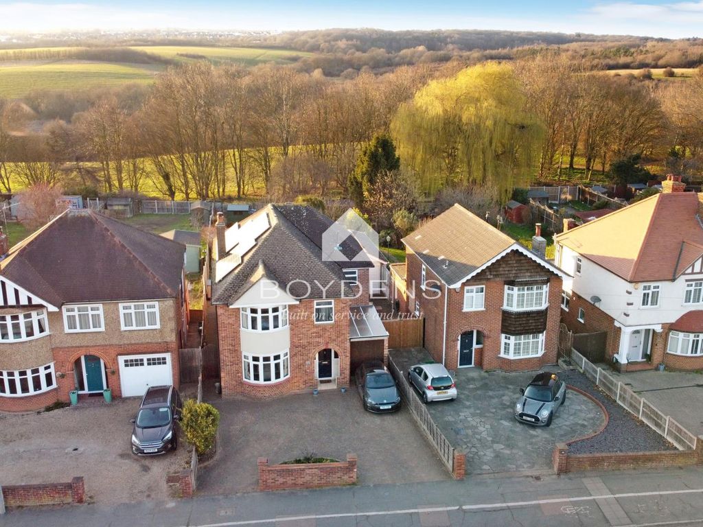 5 bed detached house for sale in Ipswich Road, Colchester CO4 Zoopla