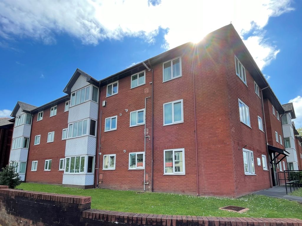 2 bed property for sale in Wentloog Road, Rumney, Cardiff CF3 Zoopla