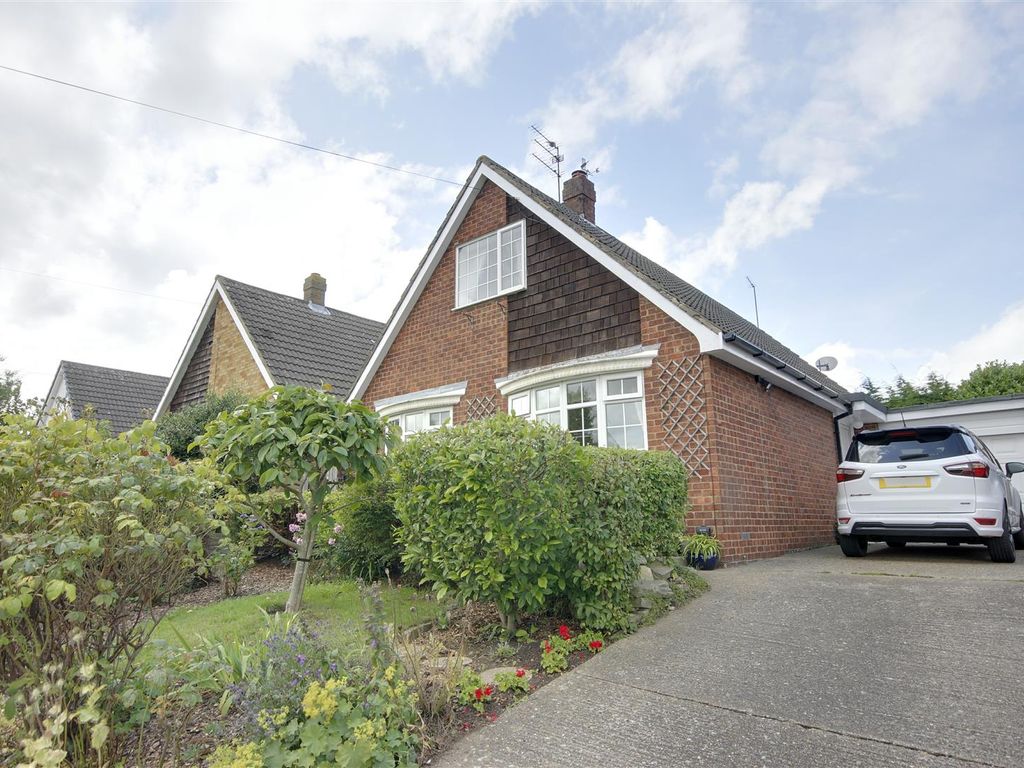 4 bed detached bungalow for sale in Dower Rise, Swanland, North Ferriby