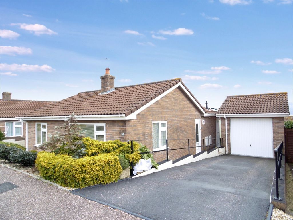 2 bed bungalow for sale in Prince Charles Way, Seaton EX12 Zoopla