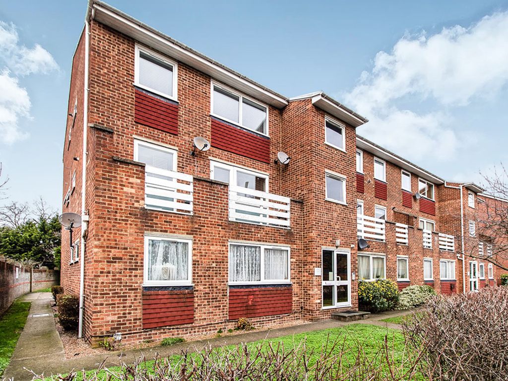 2 bed flat to rent in Mayplace Road West, Bexleyheath, Kent DA7 Zoopla