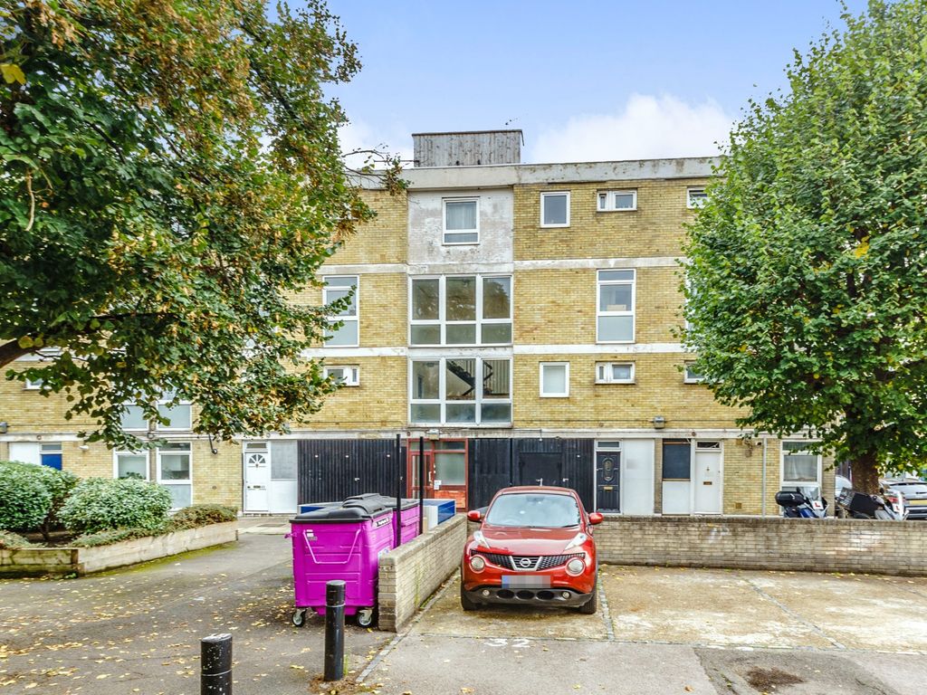 Tomlinson Cl, London, 0 E2