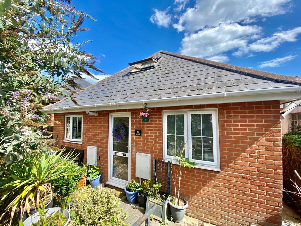 2 bed detached house for sale in New Road, Brading, Sandown PO36 Zoopla