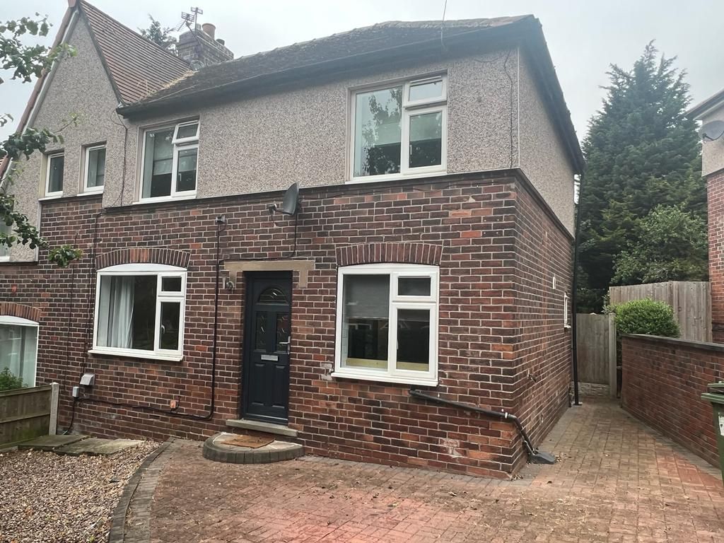 3 bed semidetached house for sale in Canning Avenue, Alverthorpe