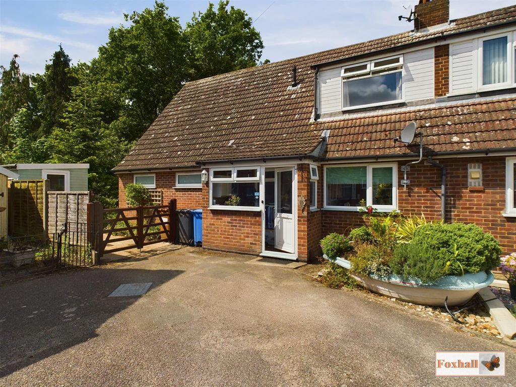 3 bed semidetached house for sale in Temple Road, Ipswich IP3, £