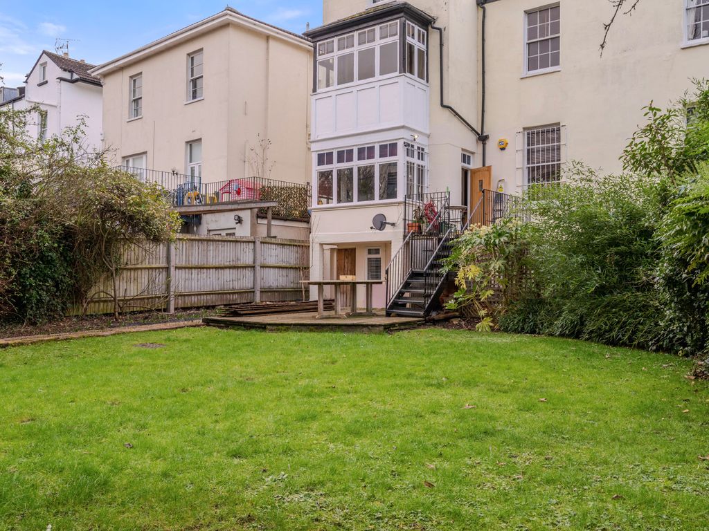 3 bed flat to rent in St. Road, Cheltenham GL50 Zoopla