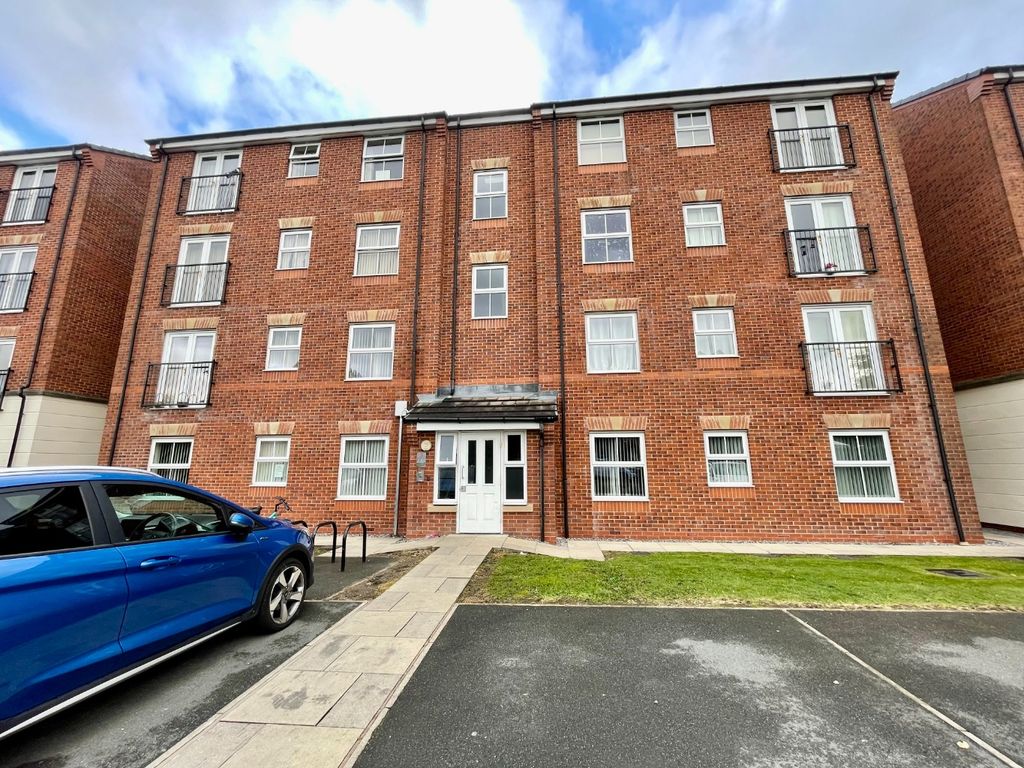 2 bed flat for sale in Lilac Gardens, Ramswell Close, Bolton, Greater