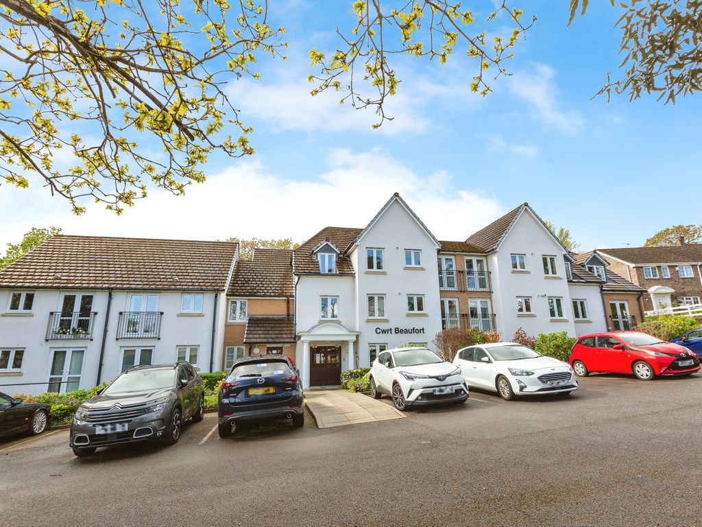 2 bed flat for sale in Palmyra Court, West Cross, Swansea SA3, £250,000