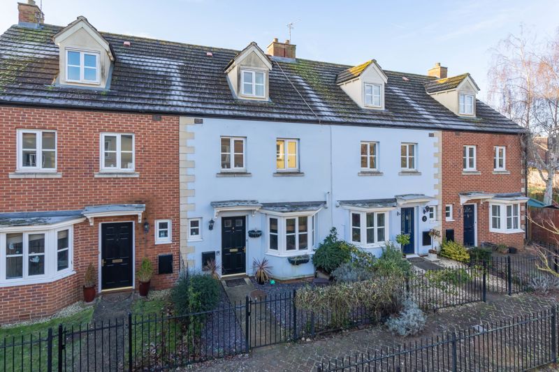 4 bed town house for sale in Rutherford Place, Didcot OX11 Zoopla