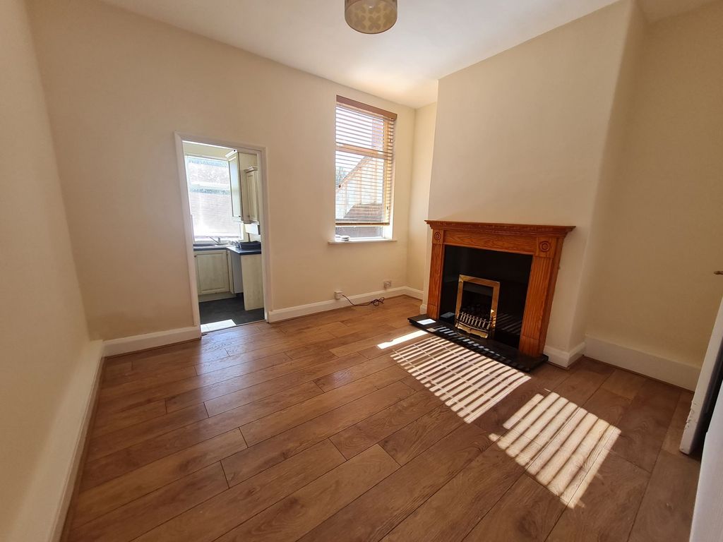 2 bed property to rent in Don Street, Doncaster DN1 Zoopla
