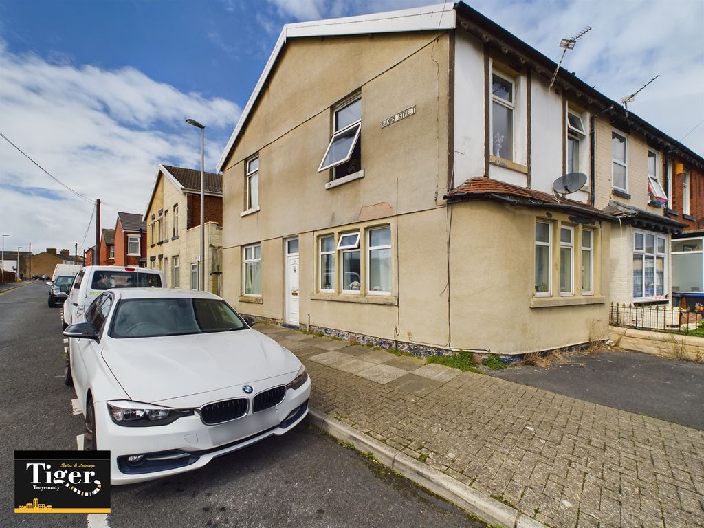 2 bed end terrace house for sale in Banks Street, Blackpool FY1, £