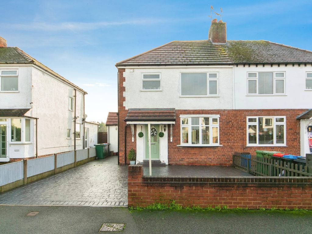3 bed semidetached house for sale in Shepherds Lane, Chester, Cheshire