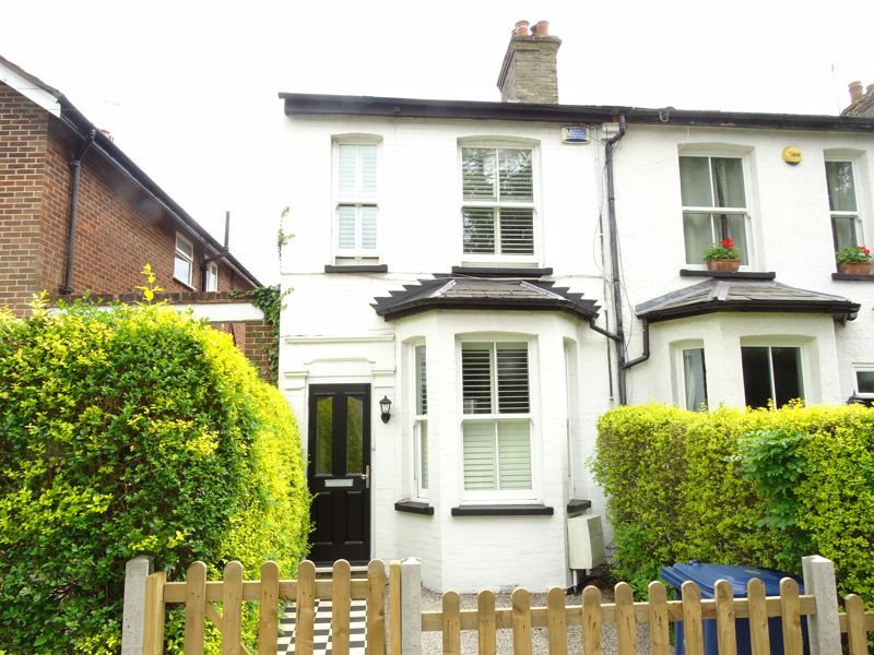 3 bed end terrace house for sale in Bells Hill, EN5 Zoopla