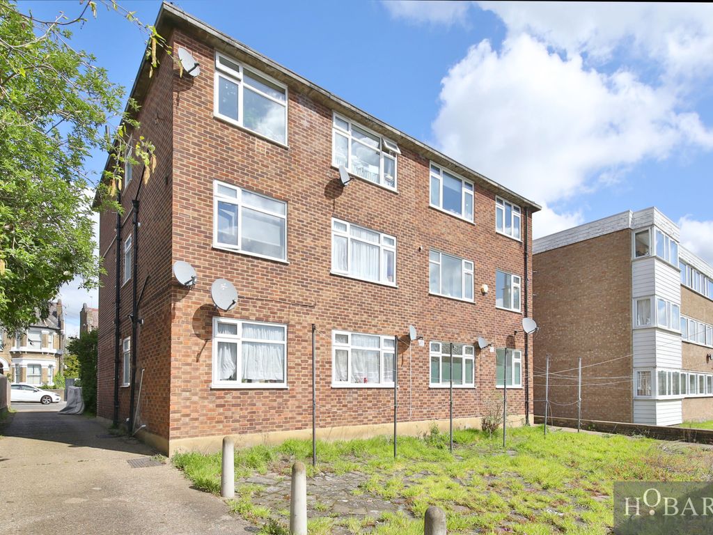 2 bed flat for sale in Truro Road, Bowes Park N22 Zoopla