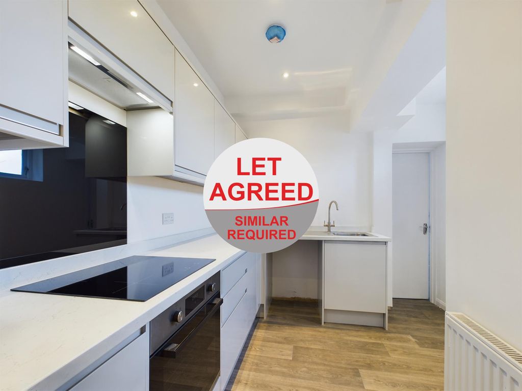 Studio to rent in Torbay Road, Torquay TQ2, £800 pcm Zoopla