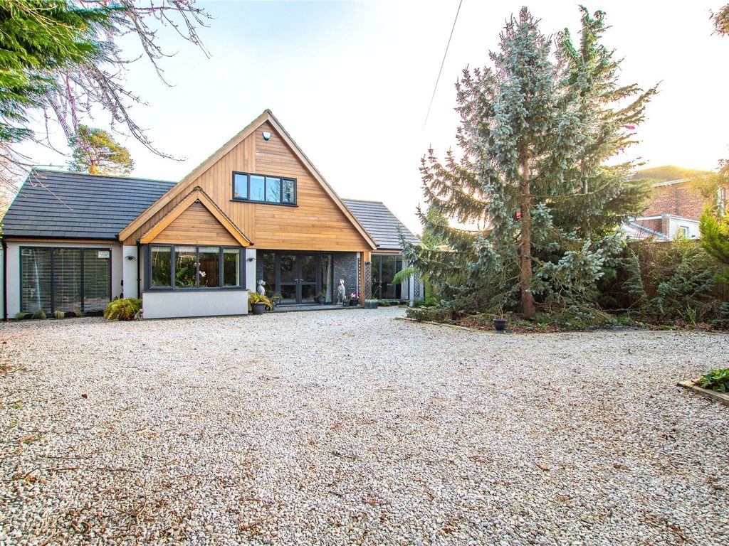 4 bed country house for sale in Grove Lane, Waltham, Grimsby, N E Lincs DN37, £589,950 Zoopla