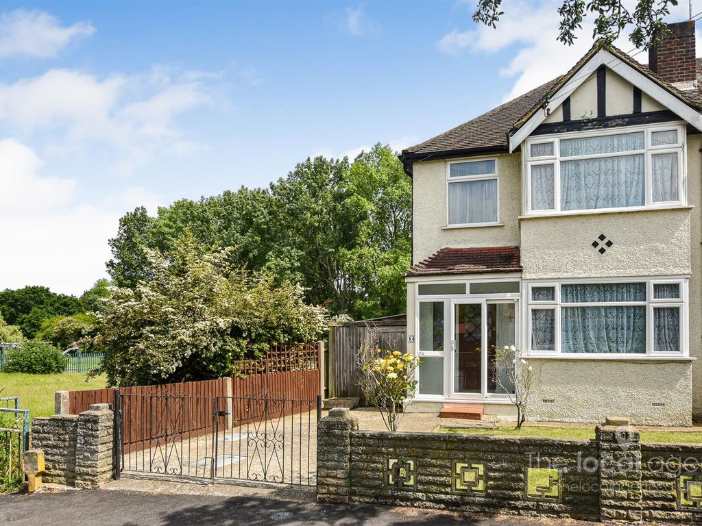3 bed semidetached house for sale in Crosslands Road, West Ewell