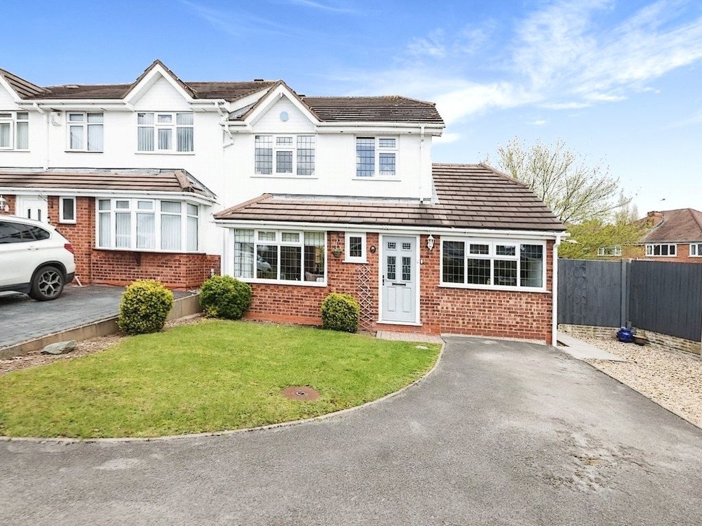 4 bed semidetached house for sale in Lodge Pool Close, Great Barr