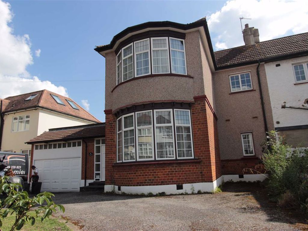 3 bed semidetached house for sale in Myddelton Gardens, Winchmore Hill