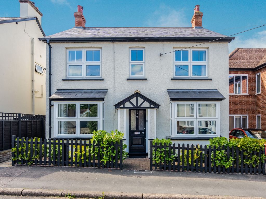 3 bed detached house for sale in Pineapple Road, Amersham HP7 Zoopla