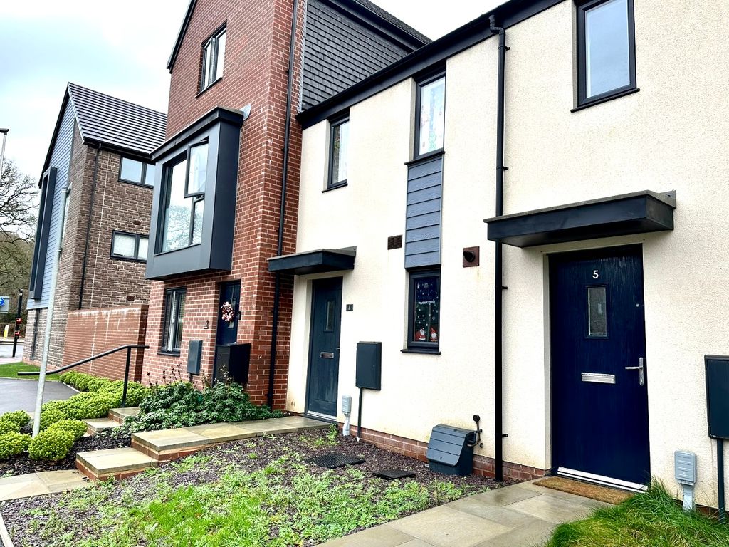 2 bed terraced house for sale in Gwern Catherine, Capel Llanilltern