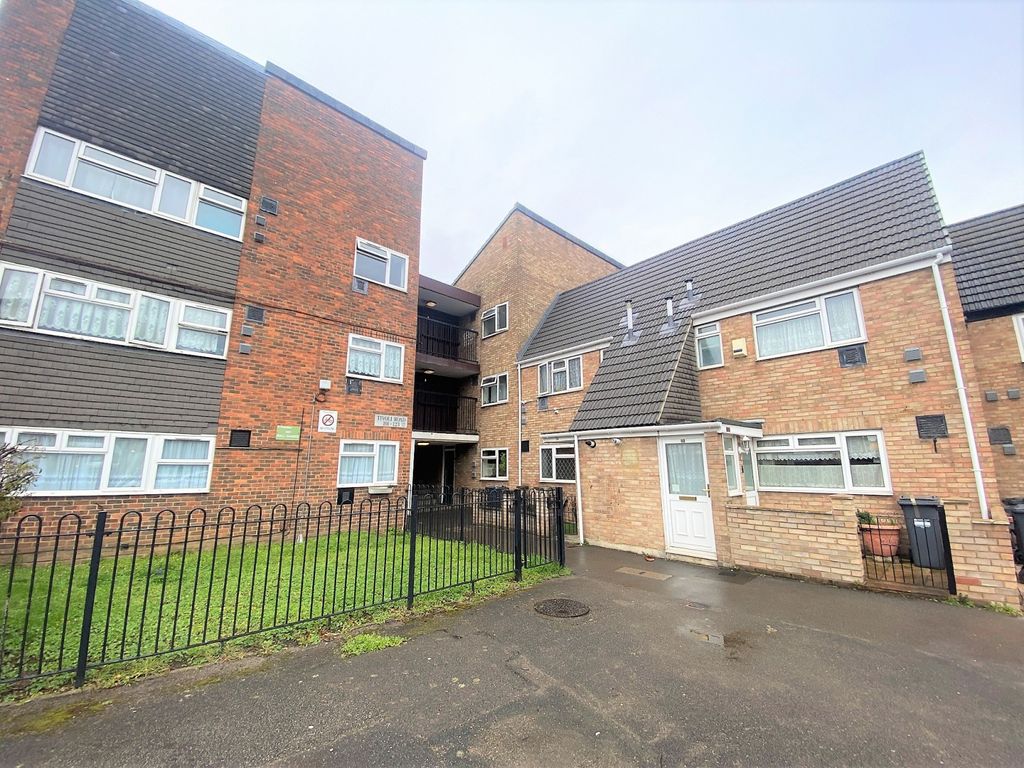 1 bed flat for sale in Tivoli Road, Hounslow TW4 Zoopla
