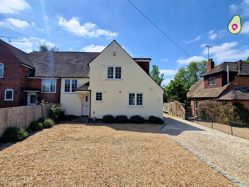 3 bed semidetached house for sale in The Village, Finchampstead, Wokingham, Berkshire RG40 Zoopla