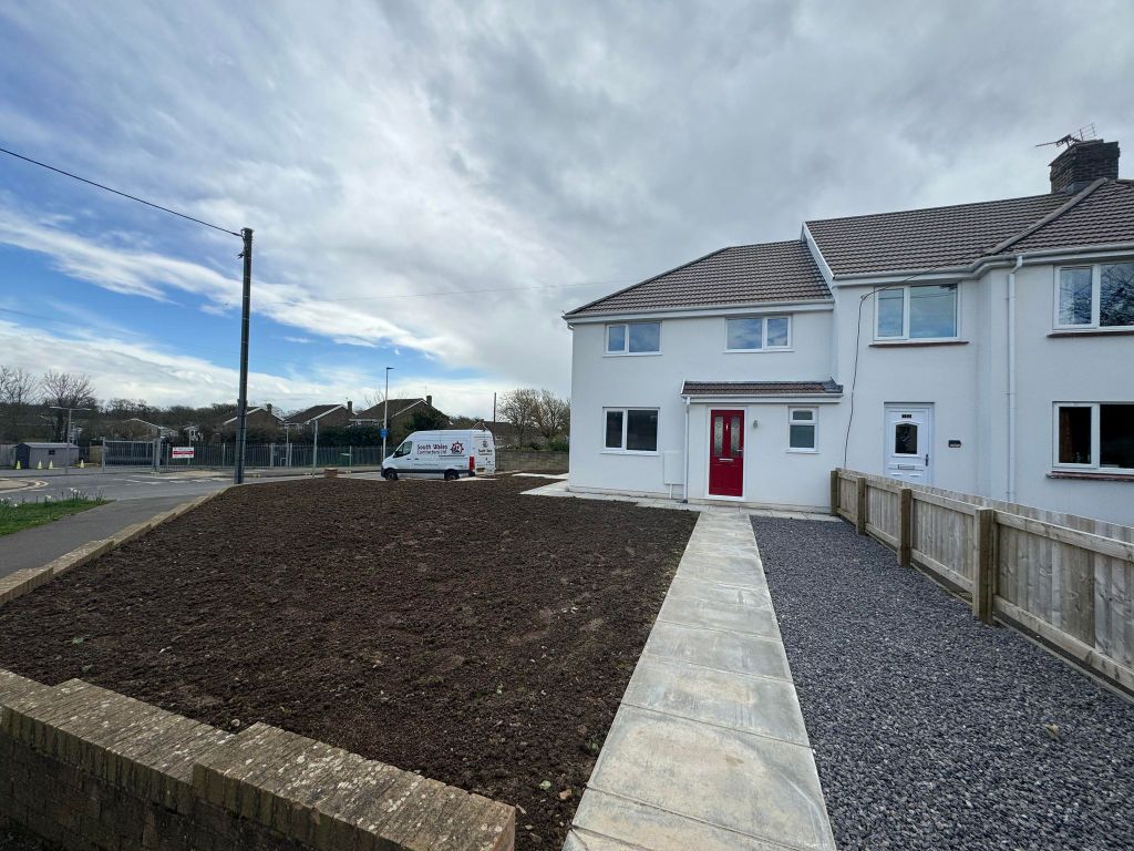 3 bed semidetached house to rent in Fitzhamon Avenue, Llantwit Major
